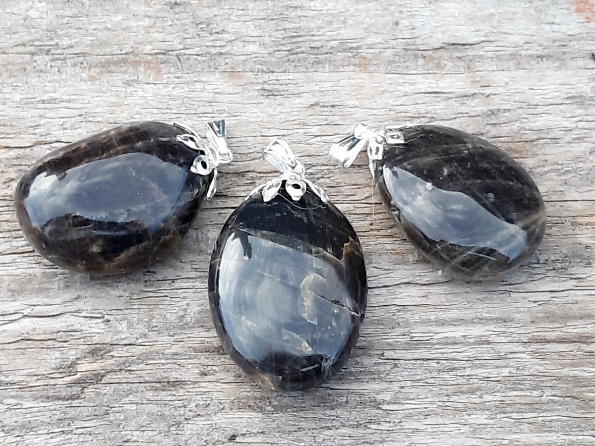 Edelsteen zwarte Maansteen amulet hanger